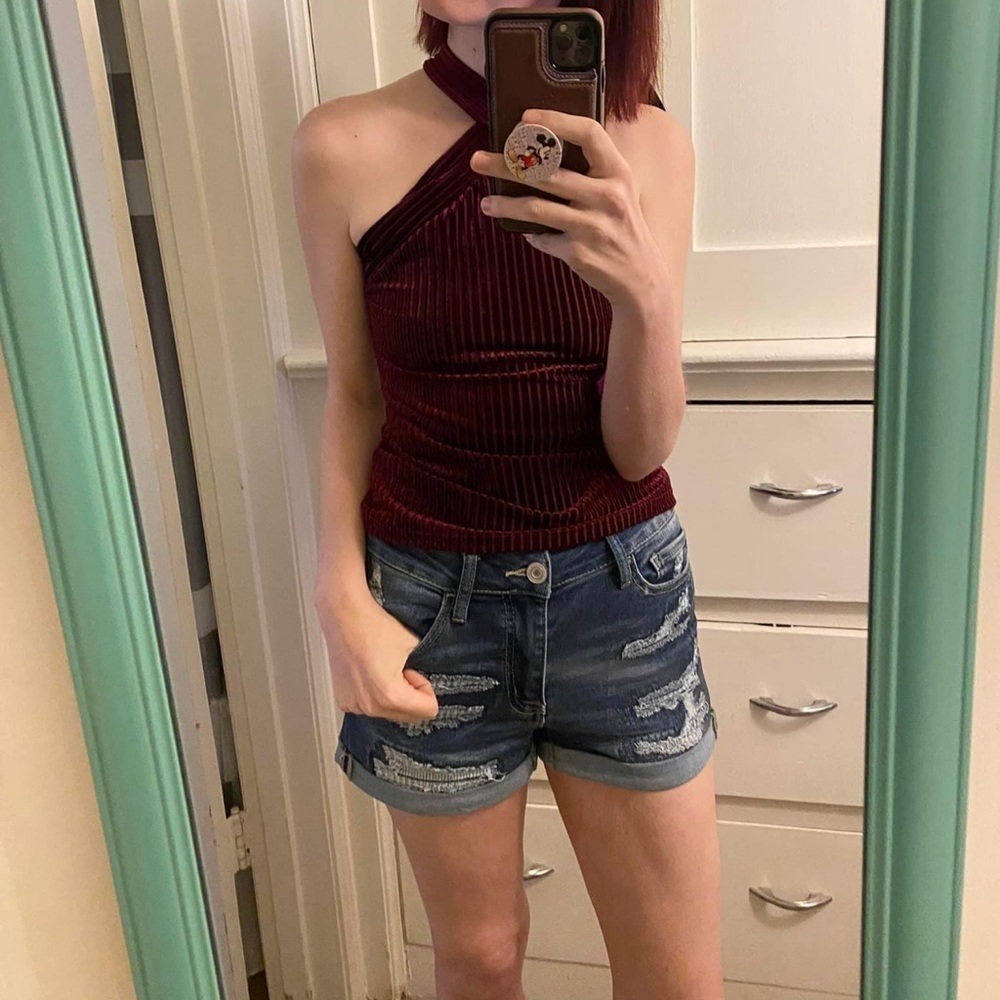 Kohl’s SO Denim Patched Distressed Shorts Size 5/27